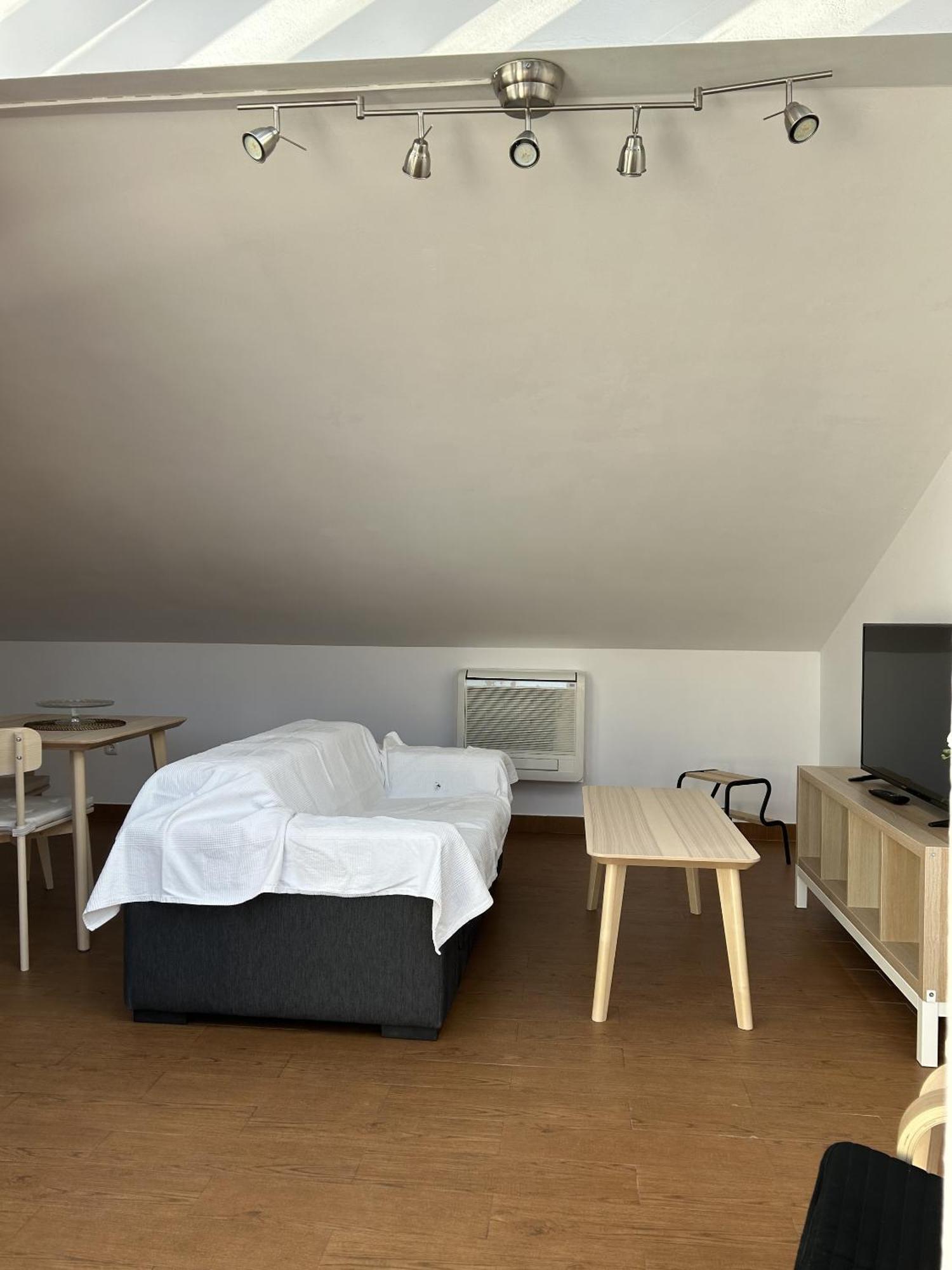 Apartamentos El Palo Малага Номер фото